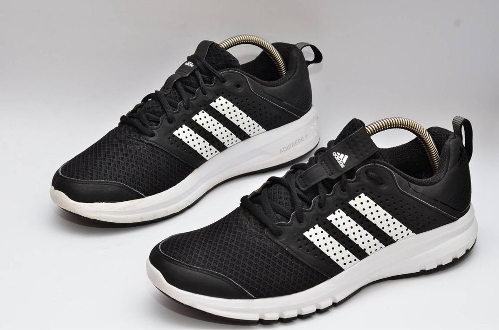 Adidas 42р кроссовки беговые игровые асикс