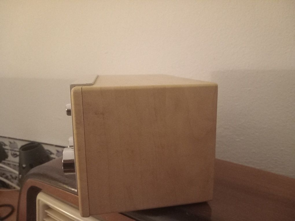 Rádio vintage Roadstar