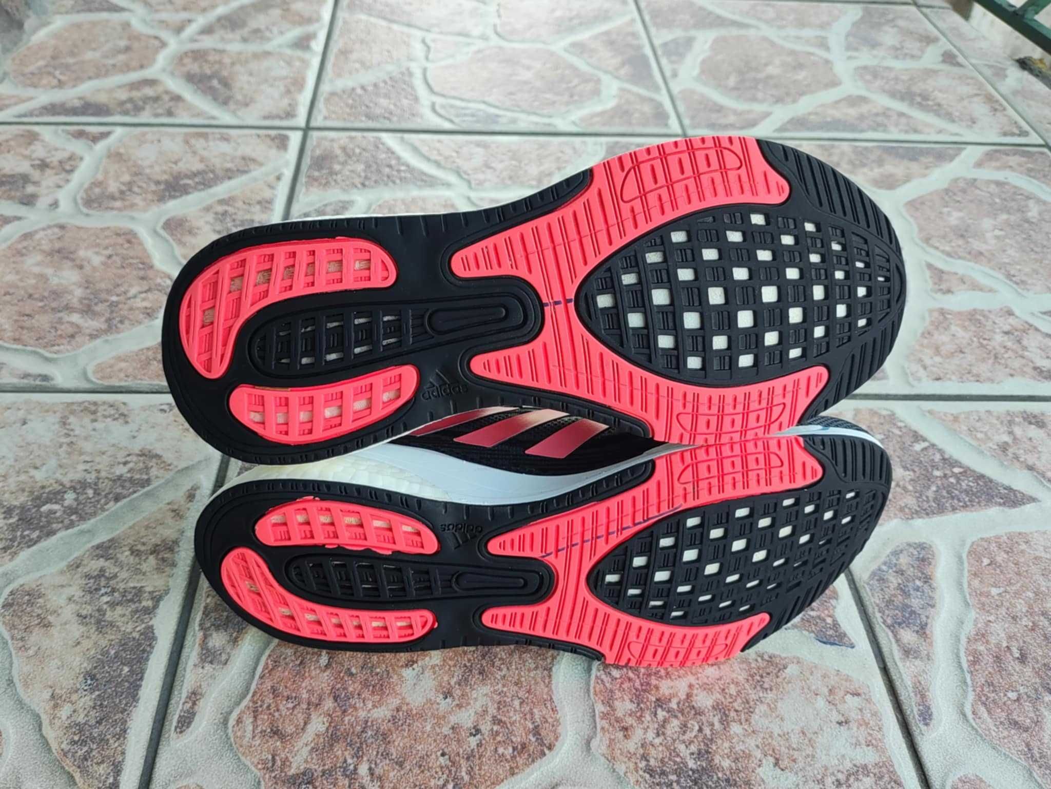 Adidas Supernova + Boost ™ Кросівки 25 см.