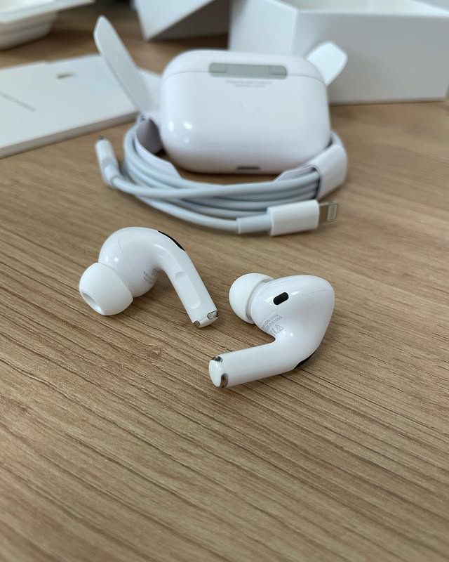 Навушники airPods pro lux якості + чохол в подарунок