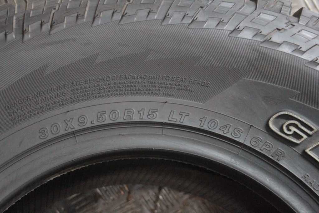 30x9,5 R15 Yokohama Geolandar A/T G015 30x9,5R15 jak nowe