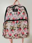 Mochila com padrão floral marca O'neill