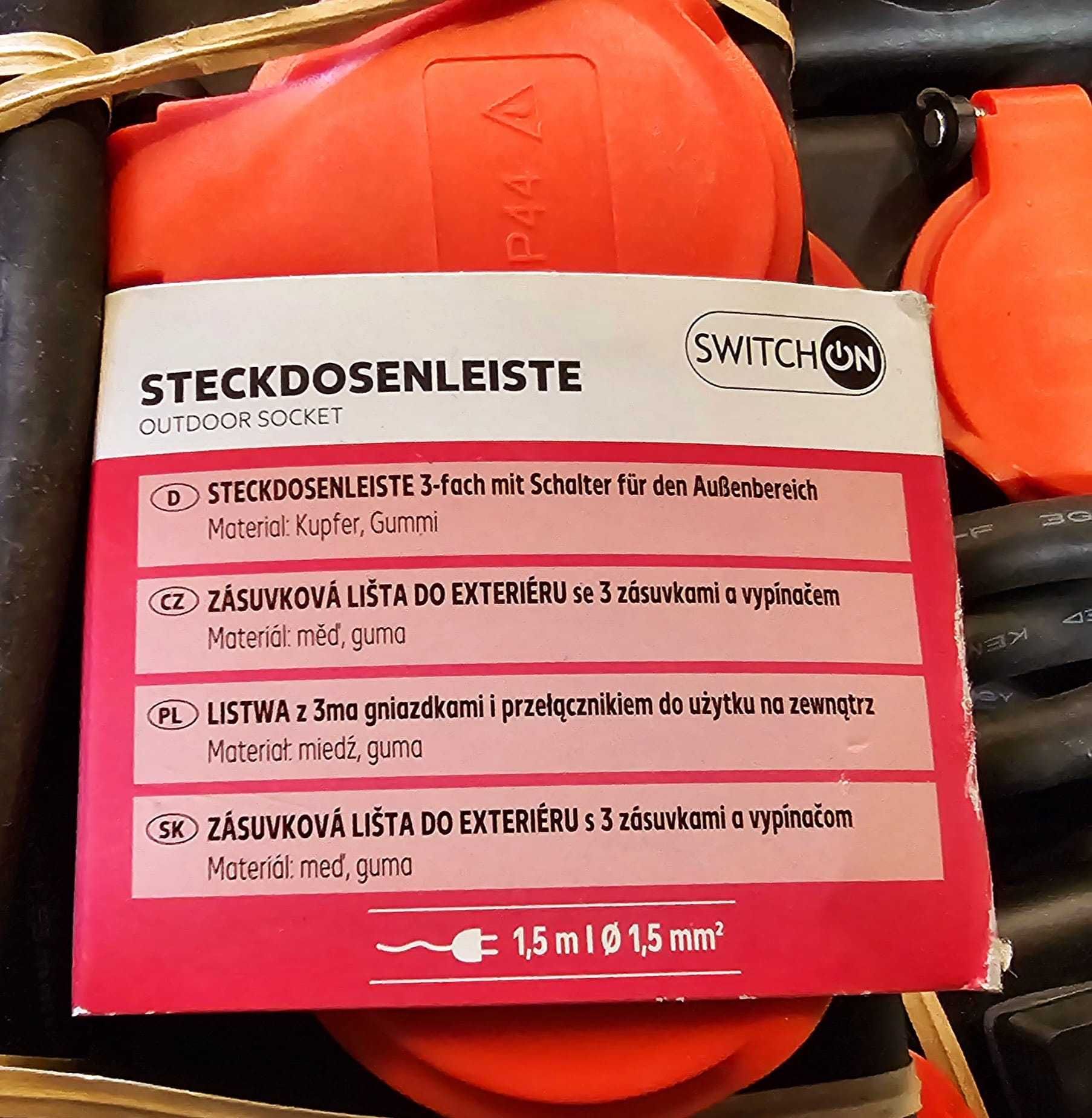 NOWY Przedłużacz 3x gniazdo Listwa Zewnętrzny ogrodowy budowlany 1,5m