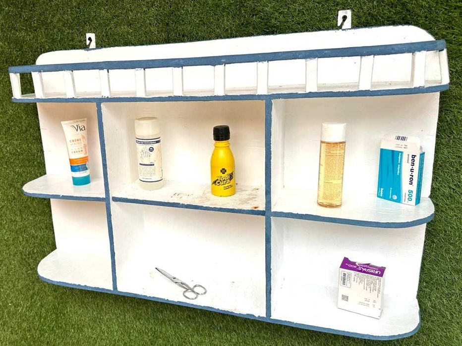 Armário de parede/escaparate rústico