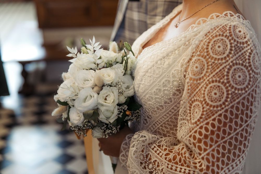 Біла пишна сукня Бохо