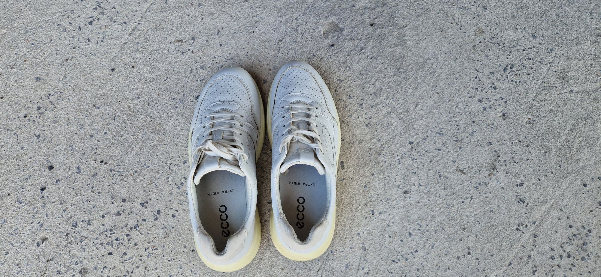 Sneakersy ecco białe damskie buty sportowe 38
