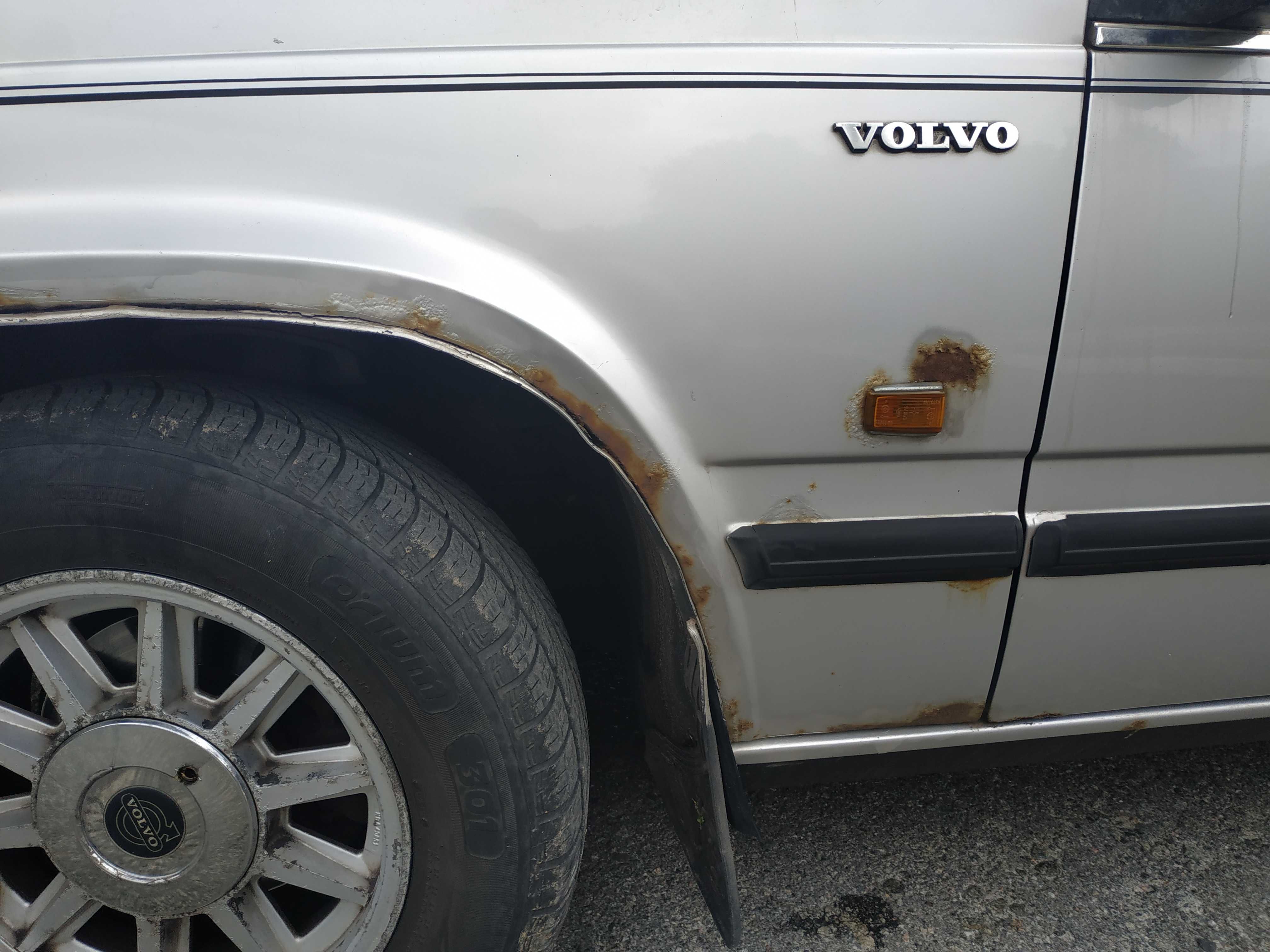 Продам Volvo 740