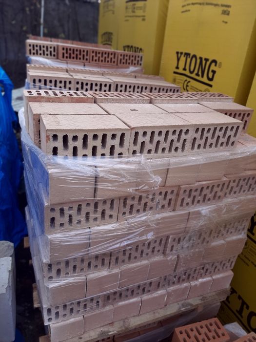 Цегла чорнова з доставкою