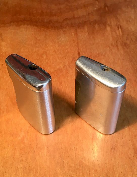 RONSON - 2 isqueiros com fuga de gás (ver texto)