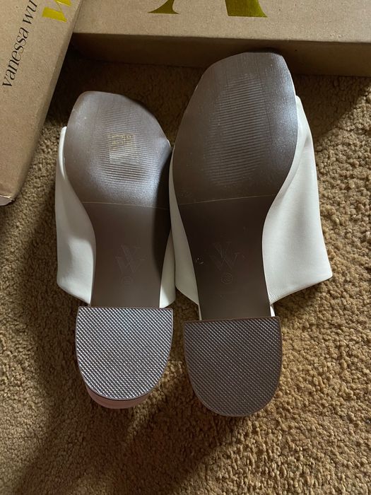 Sapatos/mulle em pele
