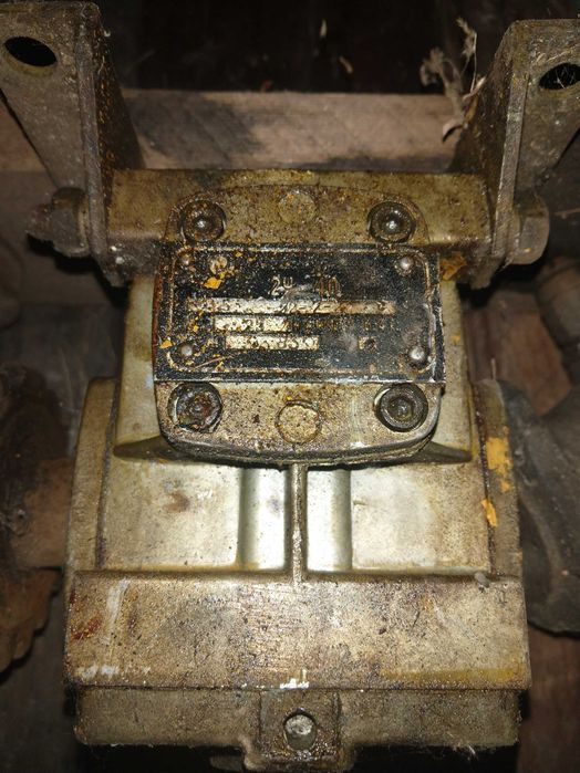 Редуктор 1Ч-63 в