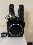 Coluna logitech + subwoofer com defeito