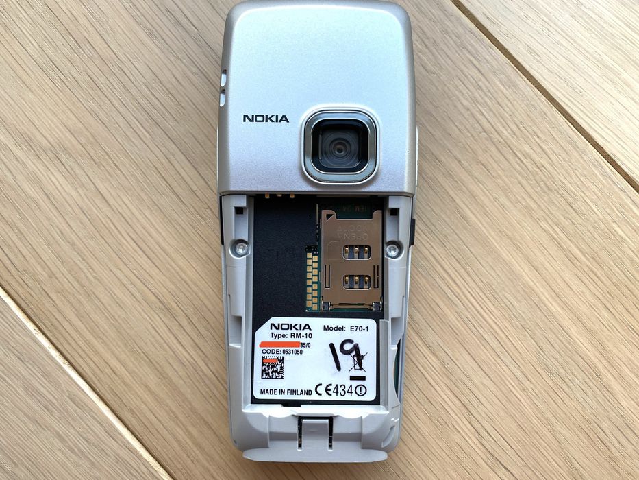 Nokia E70 - як НОВА ! - Оригінал phone vintage раритет ретро е70