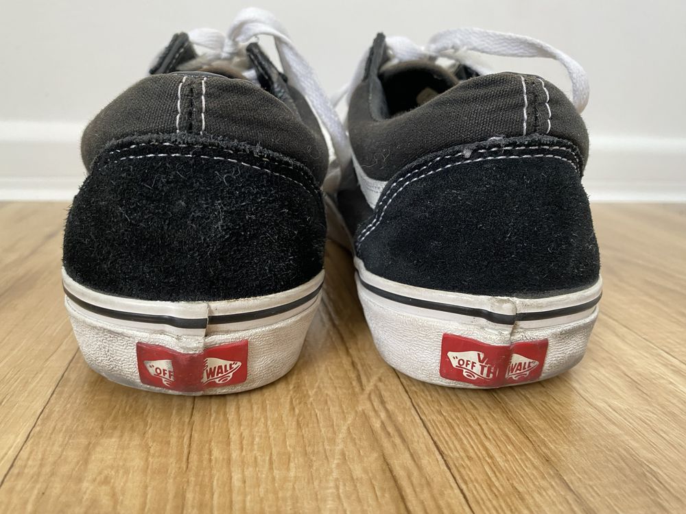 Trampki Vans czarno białe buty 42