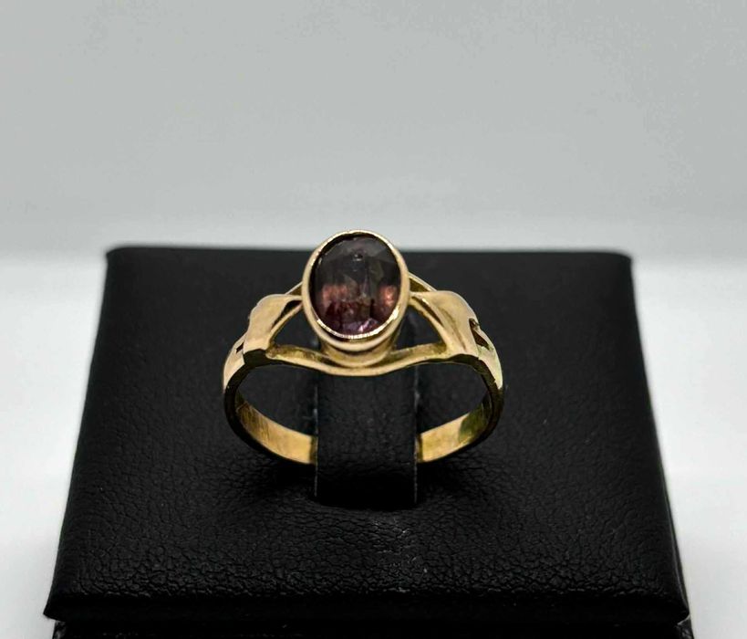 Złoty Pierścionek Brązowy Kamień pr. 585 3,64g