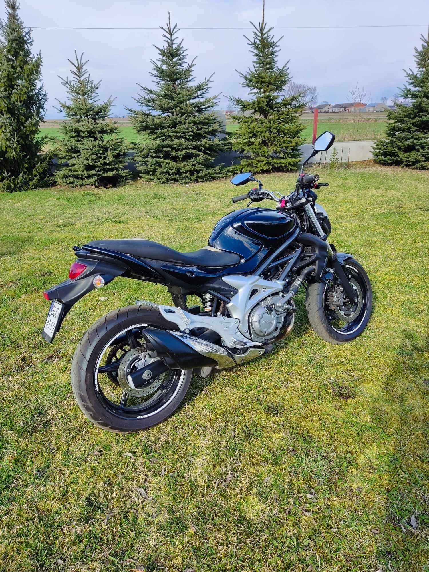 Suzuki gladius 2010r