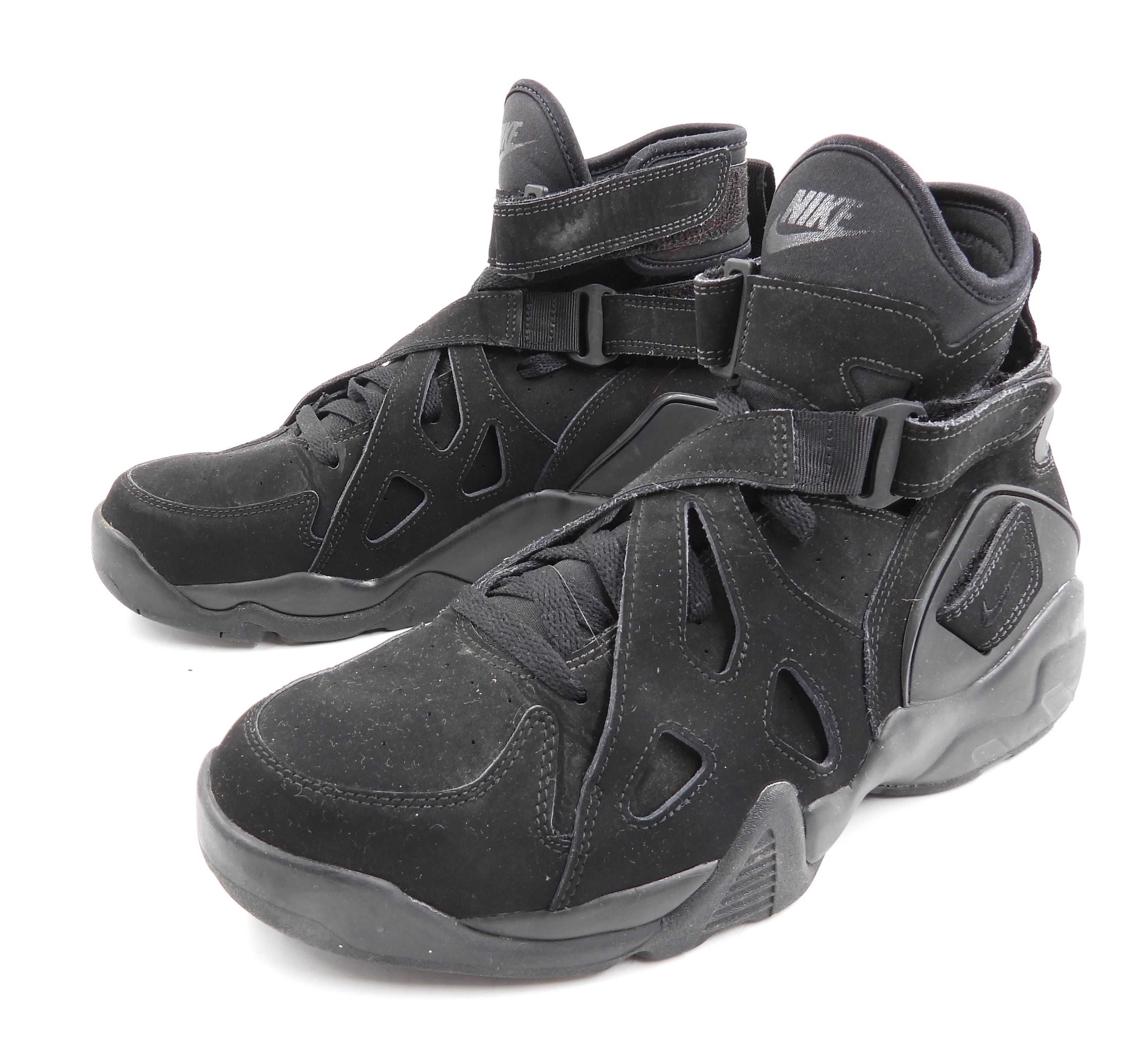 Nike Air Unlimited 'Triple Black' koszykarskie r. 44