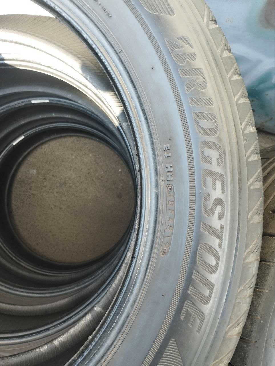 GoAuto Шини Bridgestone Ecopia 
245/55/R19  103Y
Рік 48/19   7 мм