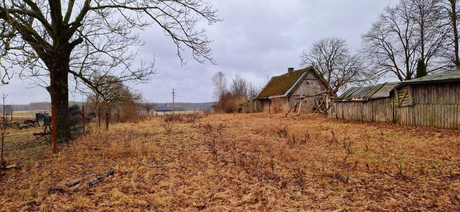 Działka 26 ar z budynkiem mieszkalnym 54m2 na Mazurach