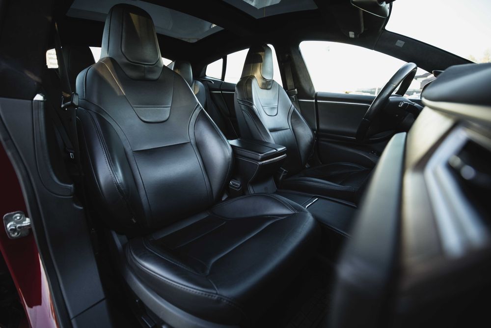 Продам Tesla Model S