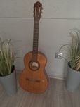 Gitara uszkodzona