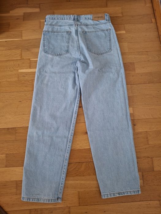 Jeansowe spodnie Pullandbear rozm 40