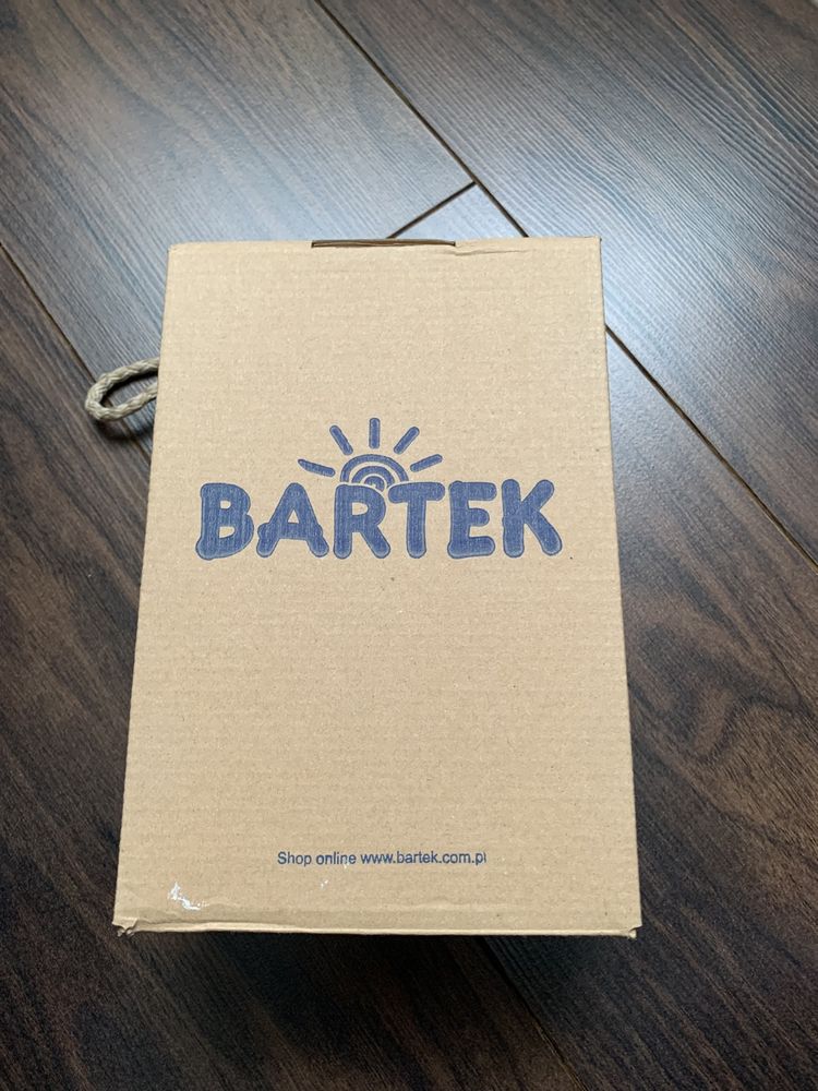 Продам демісезонні  ботінки для хлопчика Bartek