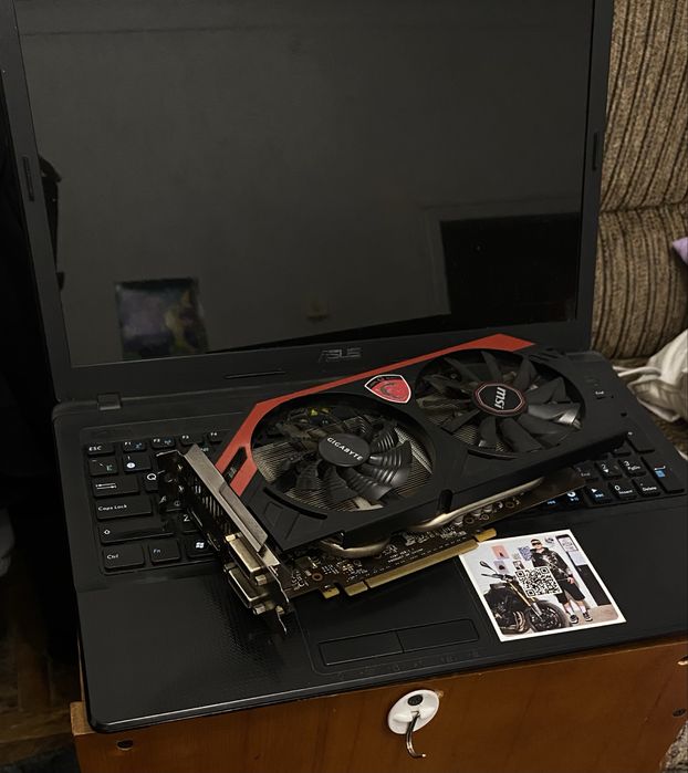 Продам ноутбук ASUS і відео карту GTX660 на 2 гб