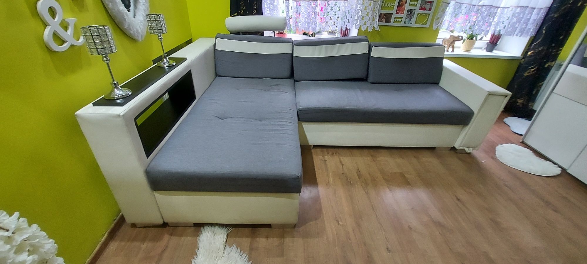 Sprzedam narożnik z funkcją spania