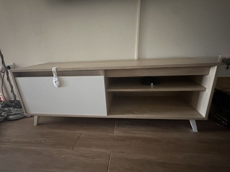 Movel de tv em otimo estado