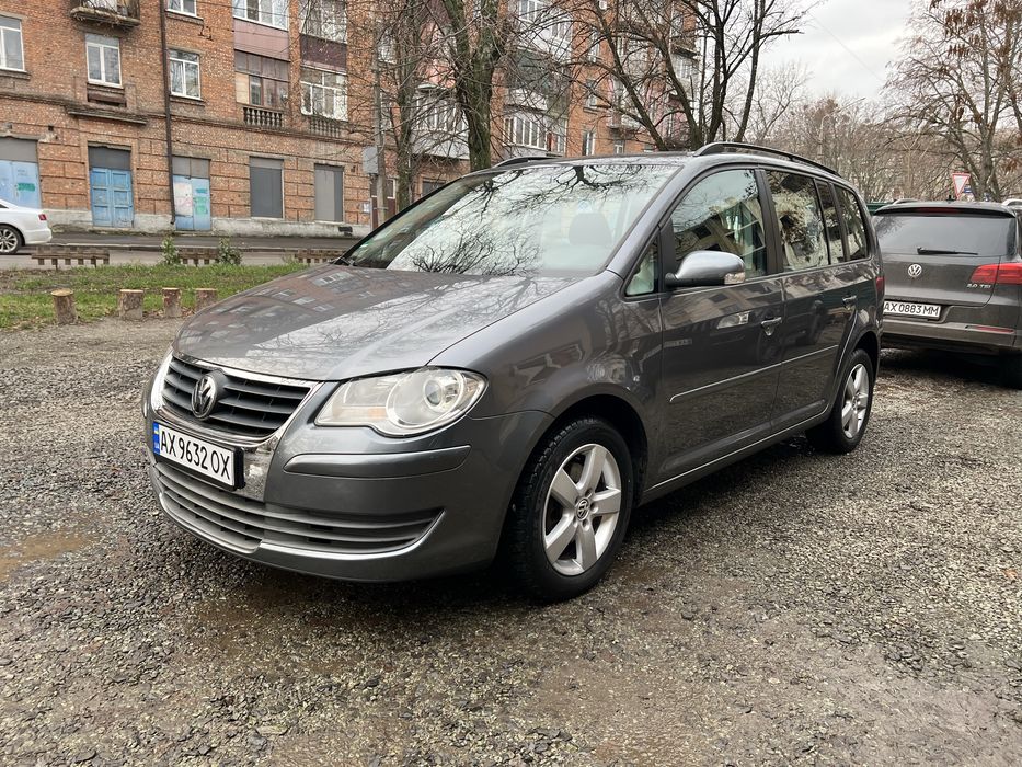 Продам Фольксваген Туран