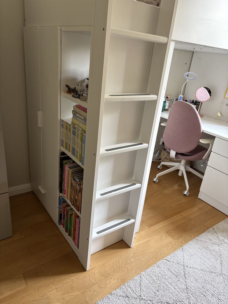 Łóżko piętrowe z biurkiem Ikea