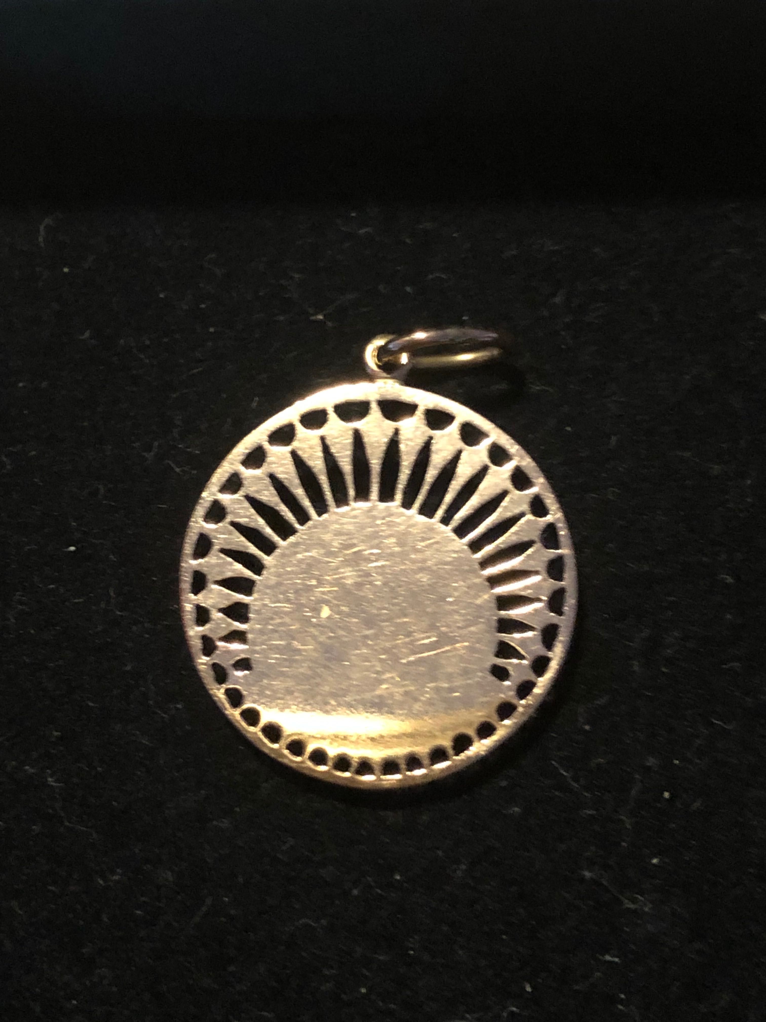Medalik Maryjka złoto vintage