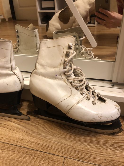 Коньки кожаные 36 размер 23 см