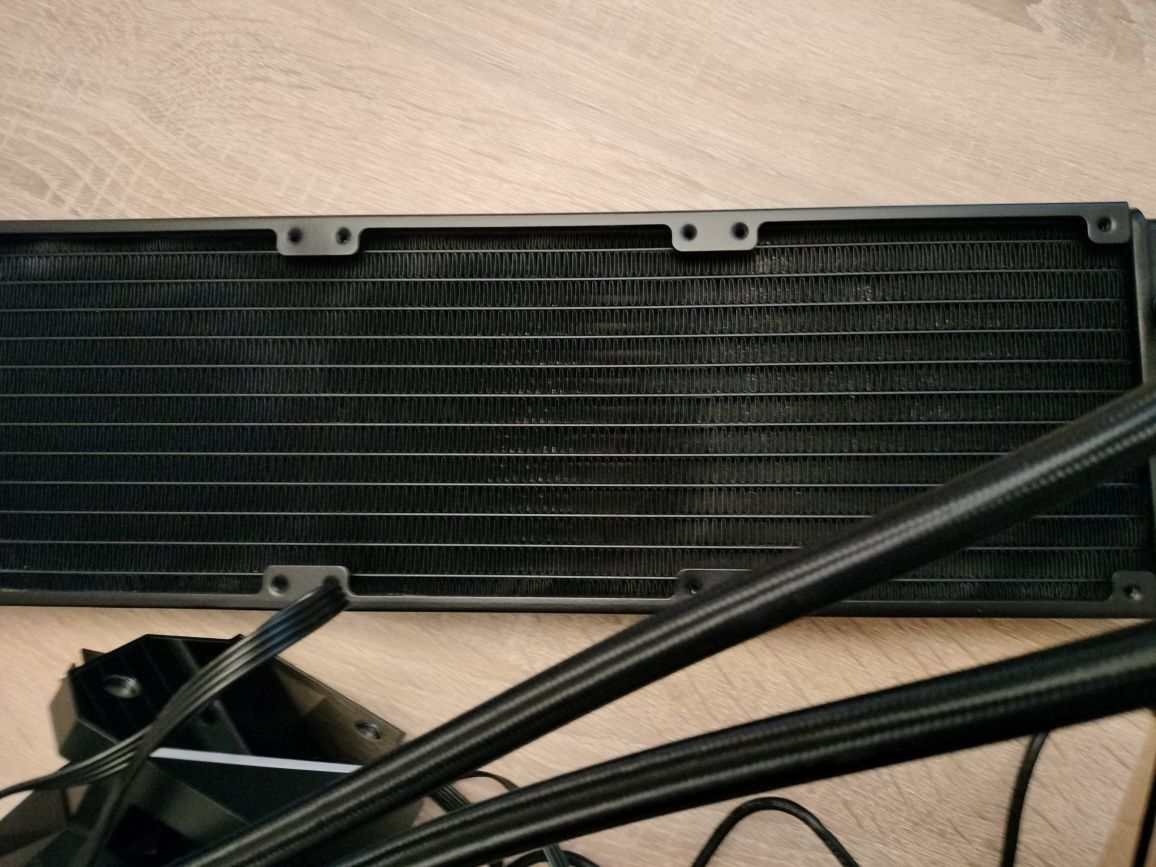 Asus ROG Ryujin 360.