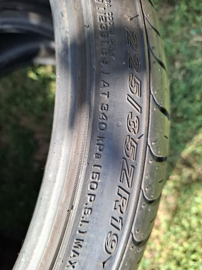 Nexen Nfera SU1 225.35.19.88y 7.5mm z 29.23rok
