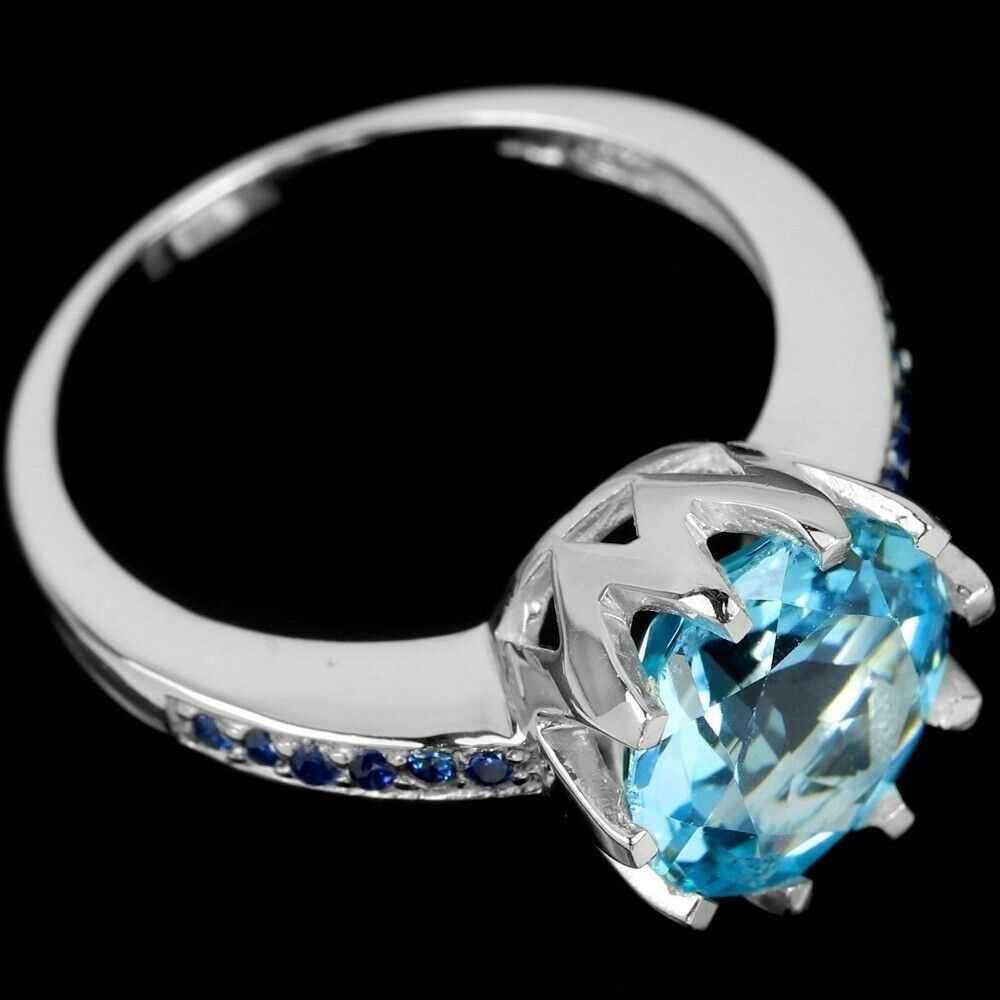 Серебряное кольцо с небесно- голубым топазом. Размер 17