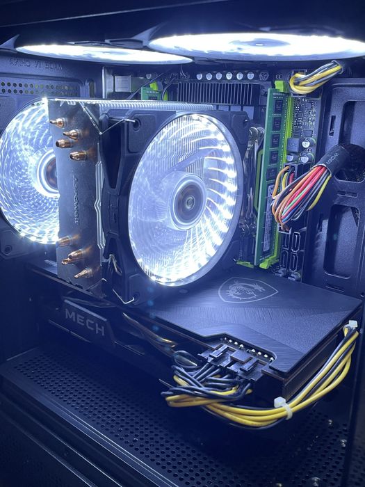 RX 6700 XT 12GB | 10C/20TH | 16GB DDR4 | 128GB SSD | 700W Ігровий ПК