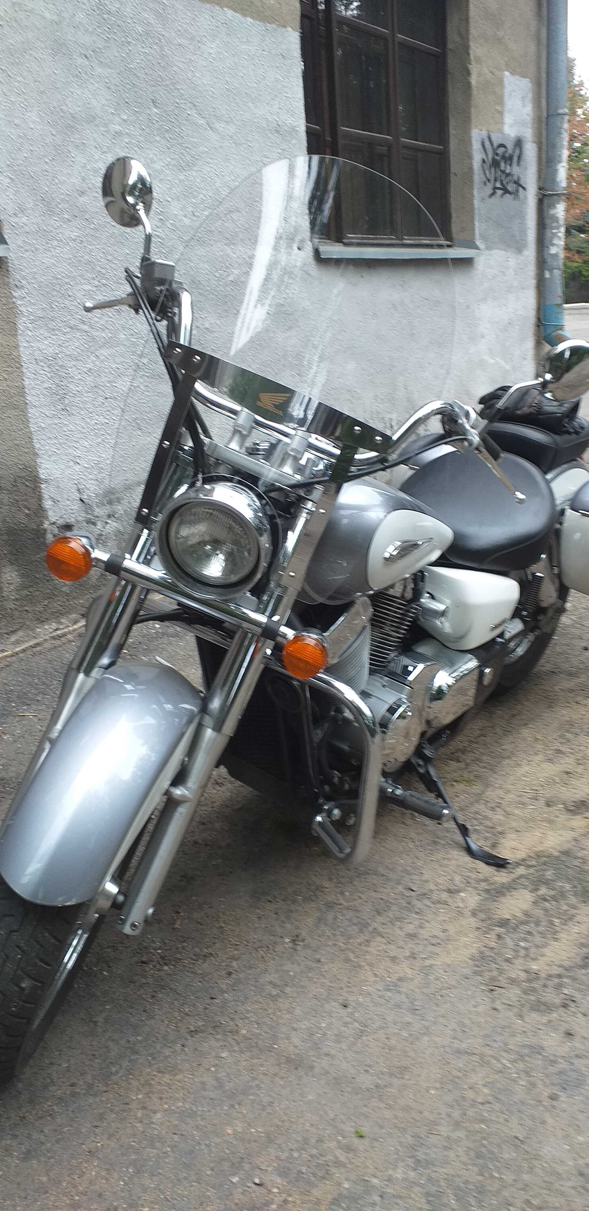 Ветровое стекло Honda  Shadow