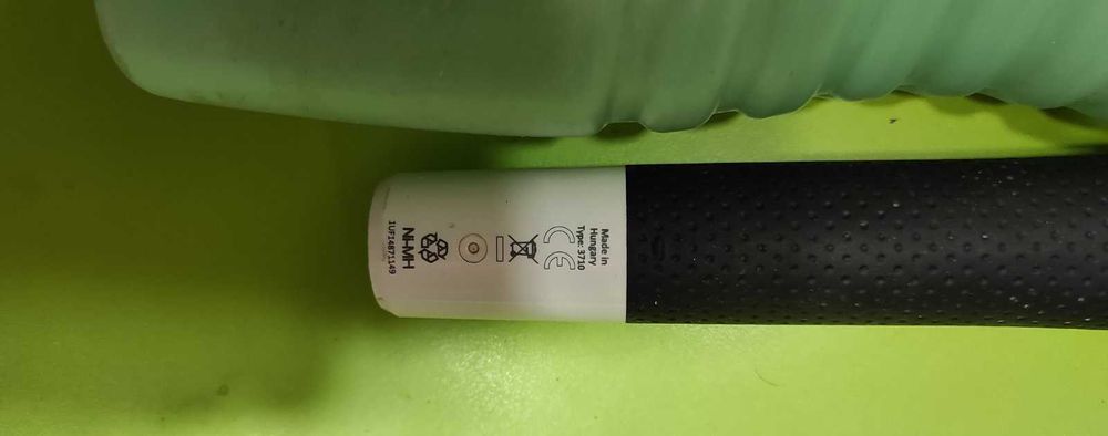 Зубна щітка Braun зарядка