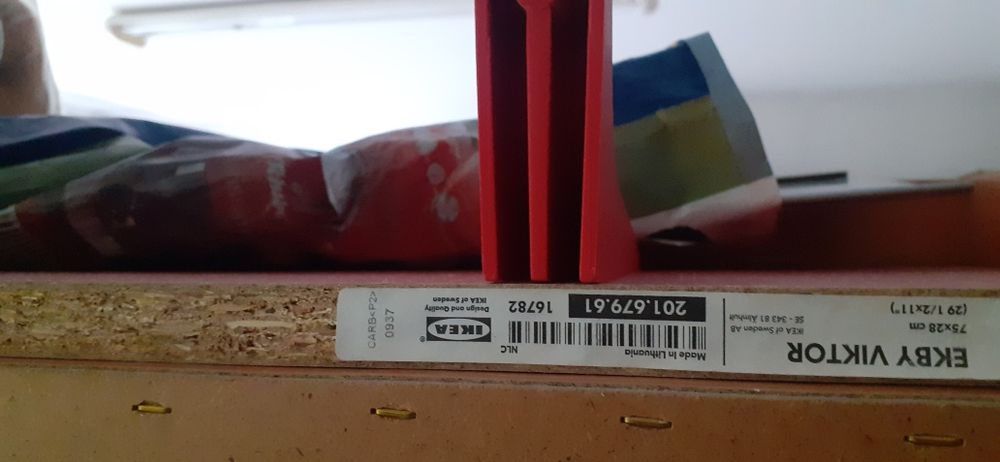 Półka czerwona Ikea