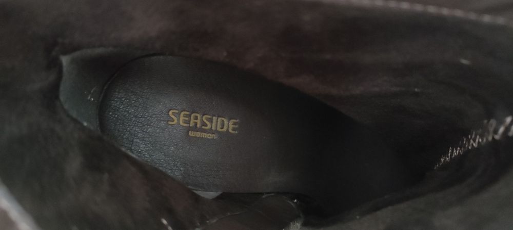 Botas botins de senhora, em camurça da Seaside, tamanho 38
