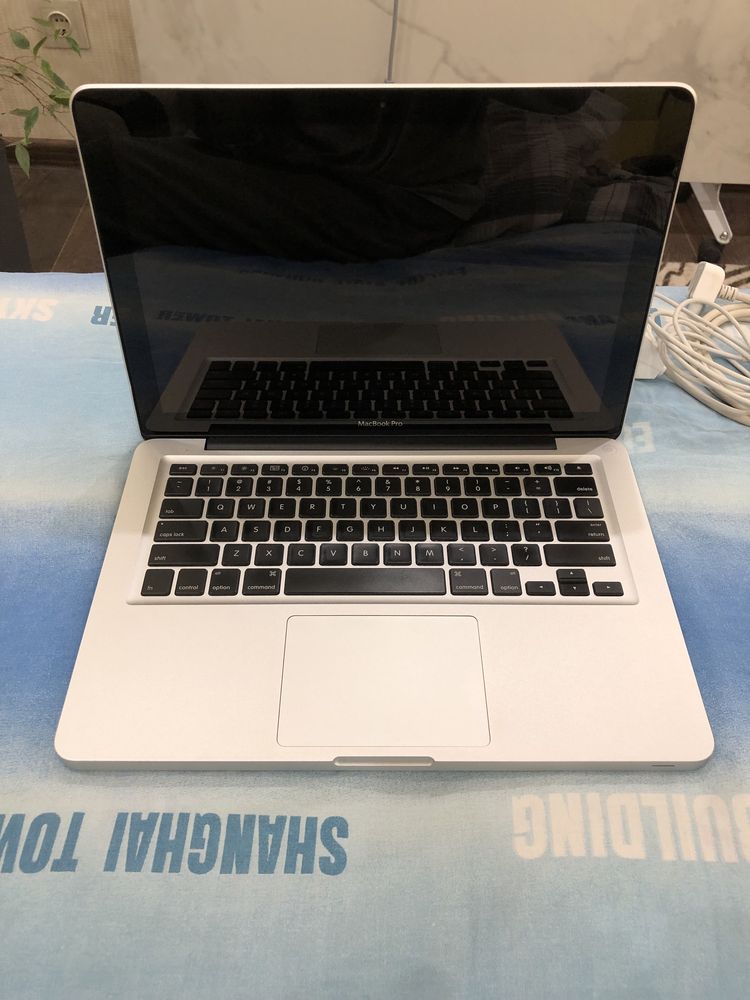 Macbook Pro a1278 2010 500гб Срочно!!!