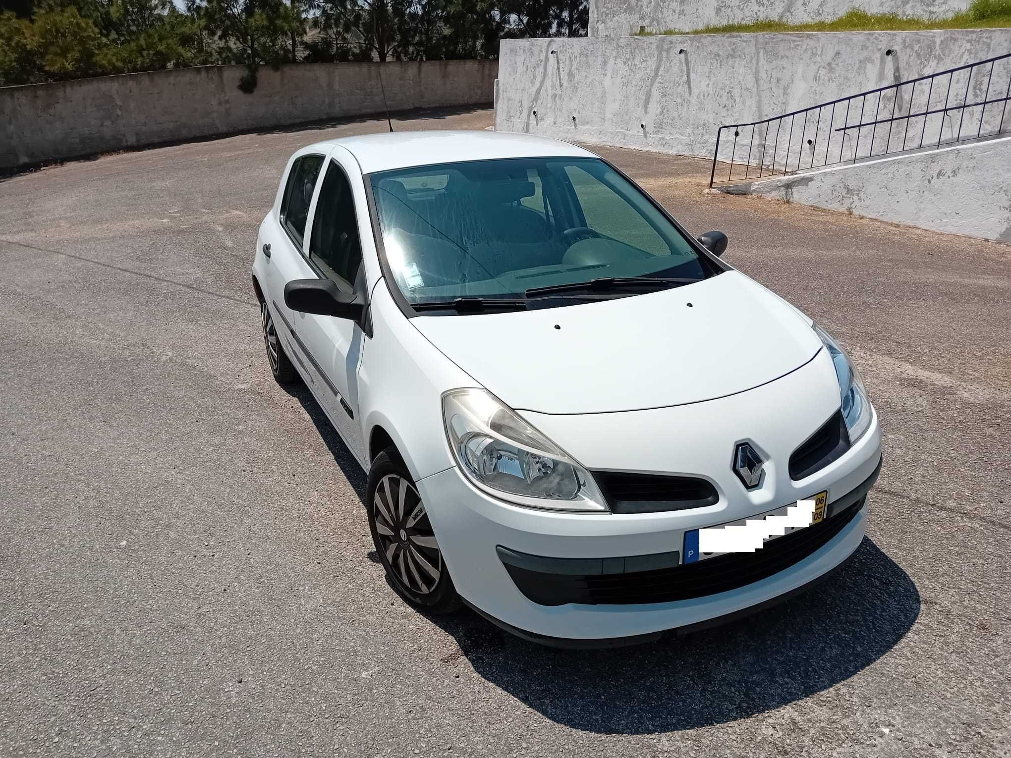 Renault Clio III 1.5 dCi (gasóleo)