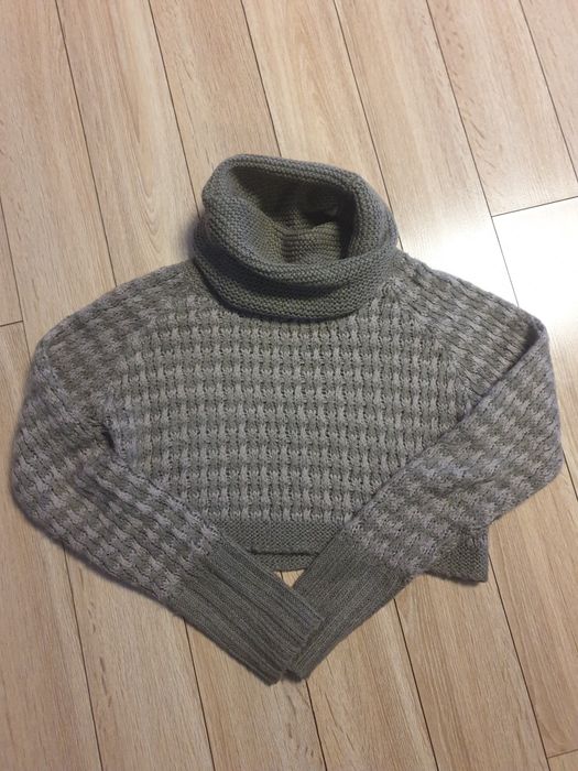 Sweter damski S/36 krótki