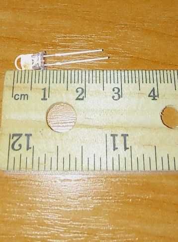 Світлодіоди білі, кольорові