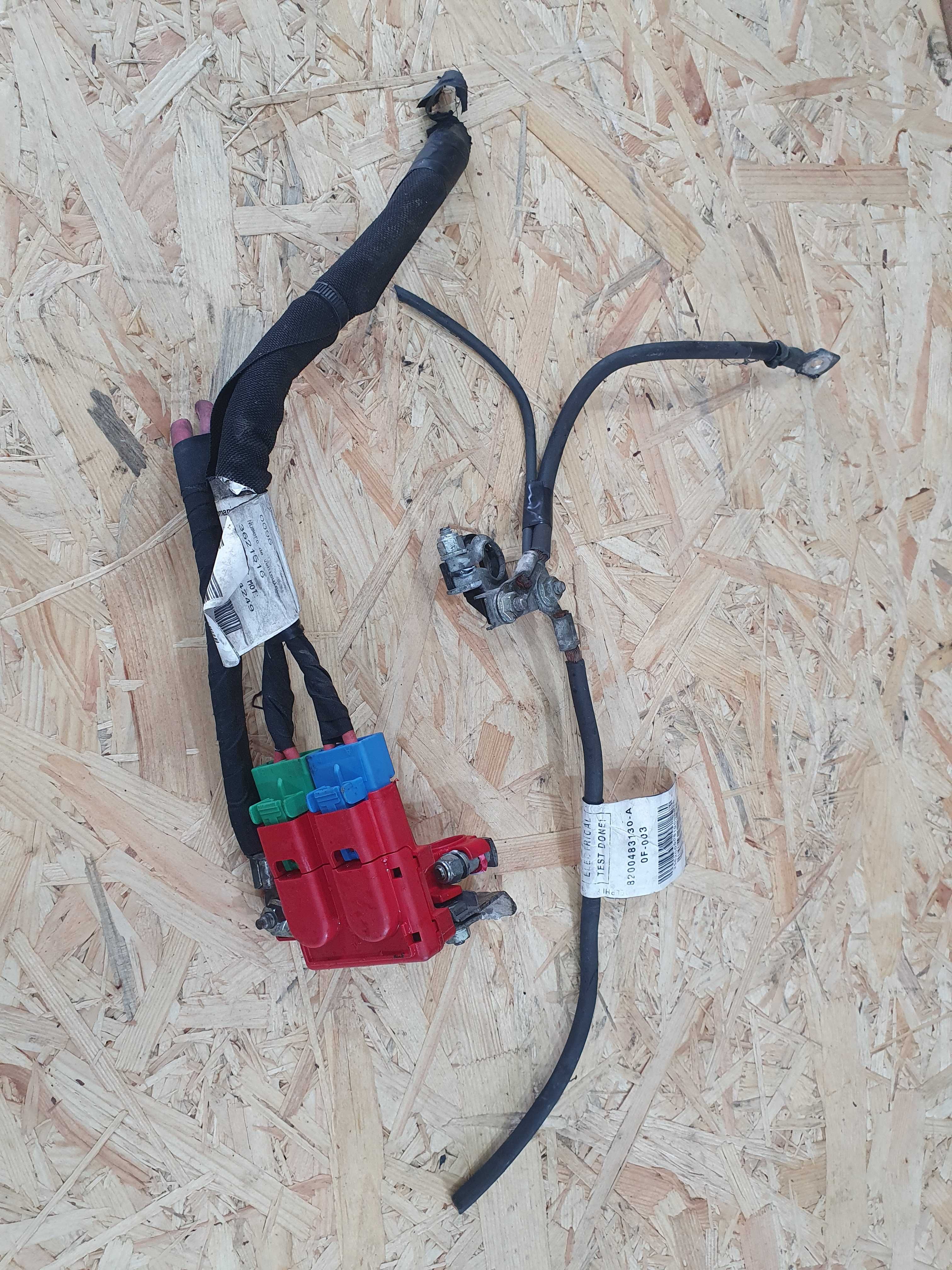 Klema klemy bezpiecznik Renault Clio 3 III 1.6 16v benzyna komplet