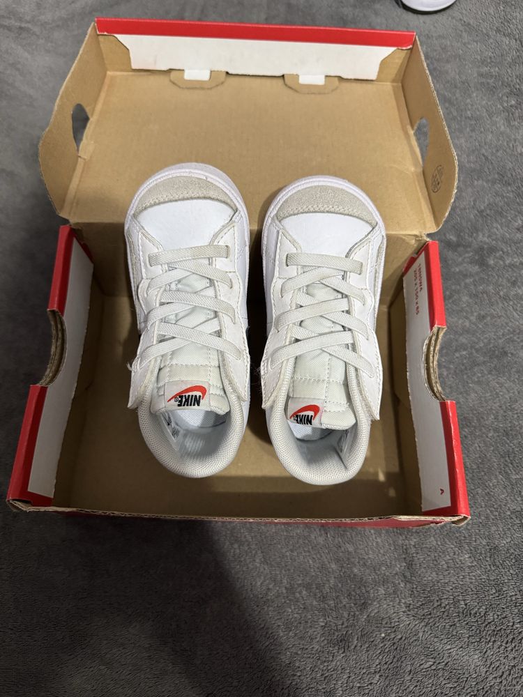 Кросівки Nike blazer 7c