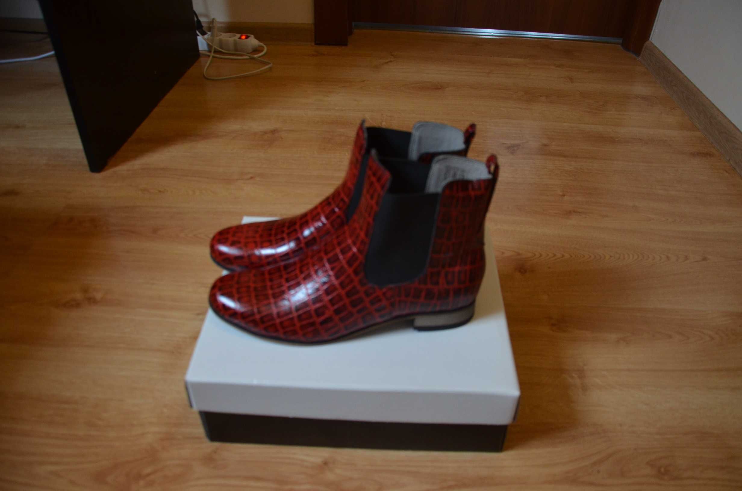 Nowe botki  wiosenne Zapato r.41