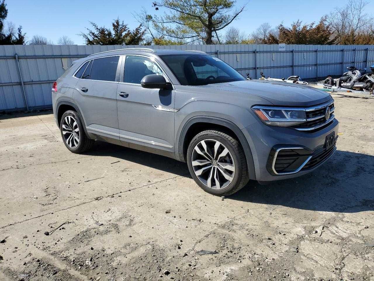 2021 Volkswagen Atlas Cross Sport Sel R-line